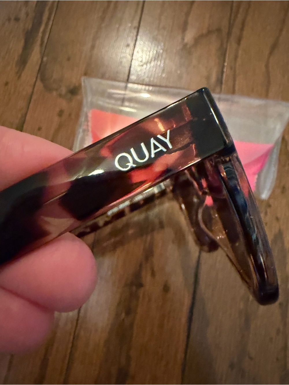 Quay Sunglasses After Hours - Picture 4 of 5